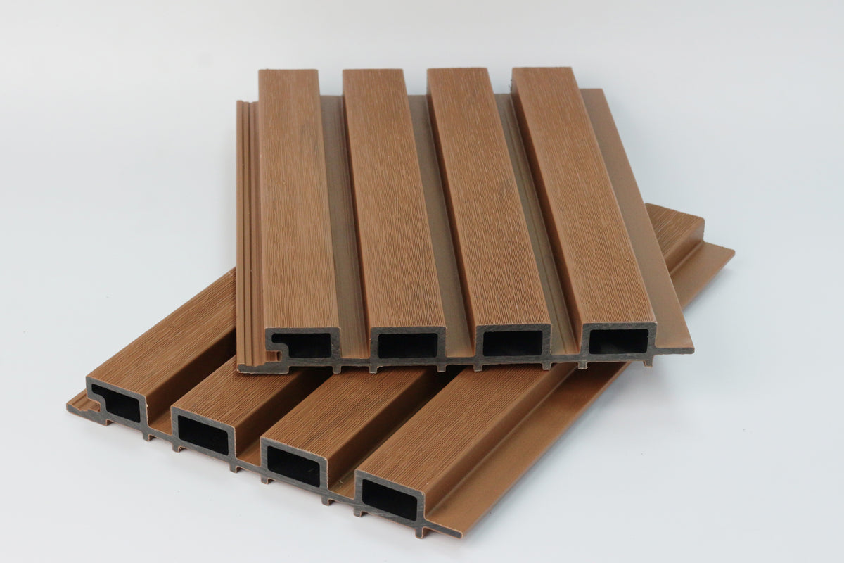 Verbundwerkstoff-Fassadenverkleidung ࠰ Amber Teak 290 cm