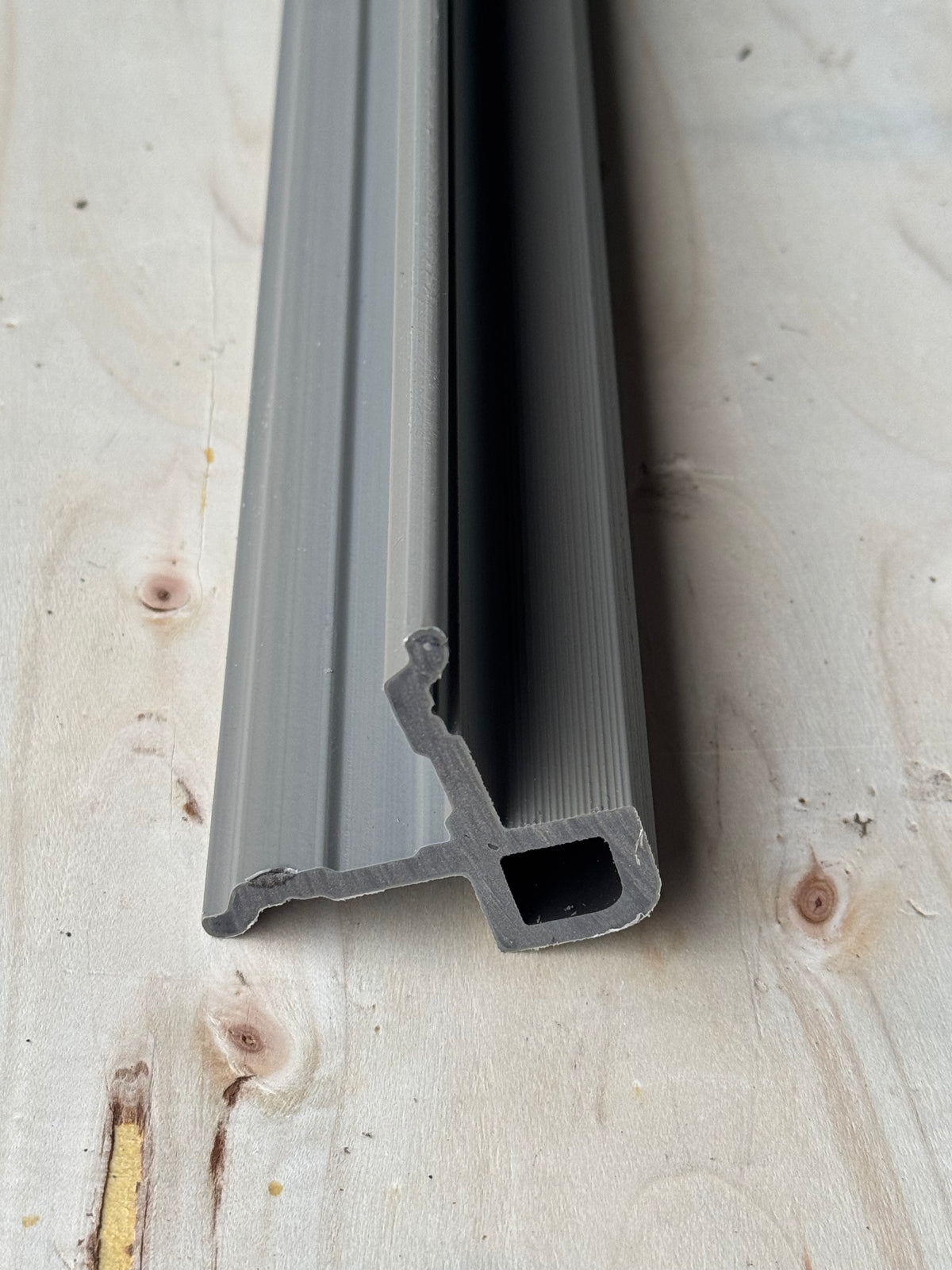 Antique Corner Profile 290cm
