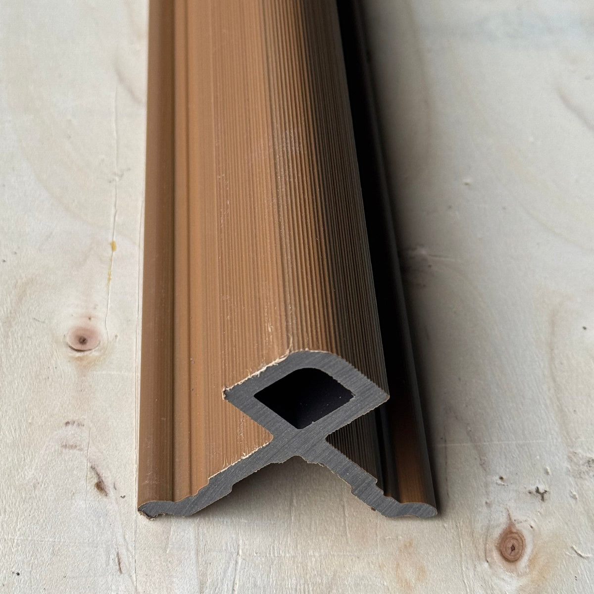 Teak corner profile 290cm and 390cm