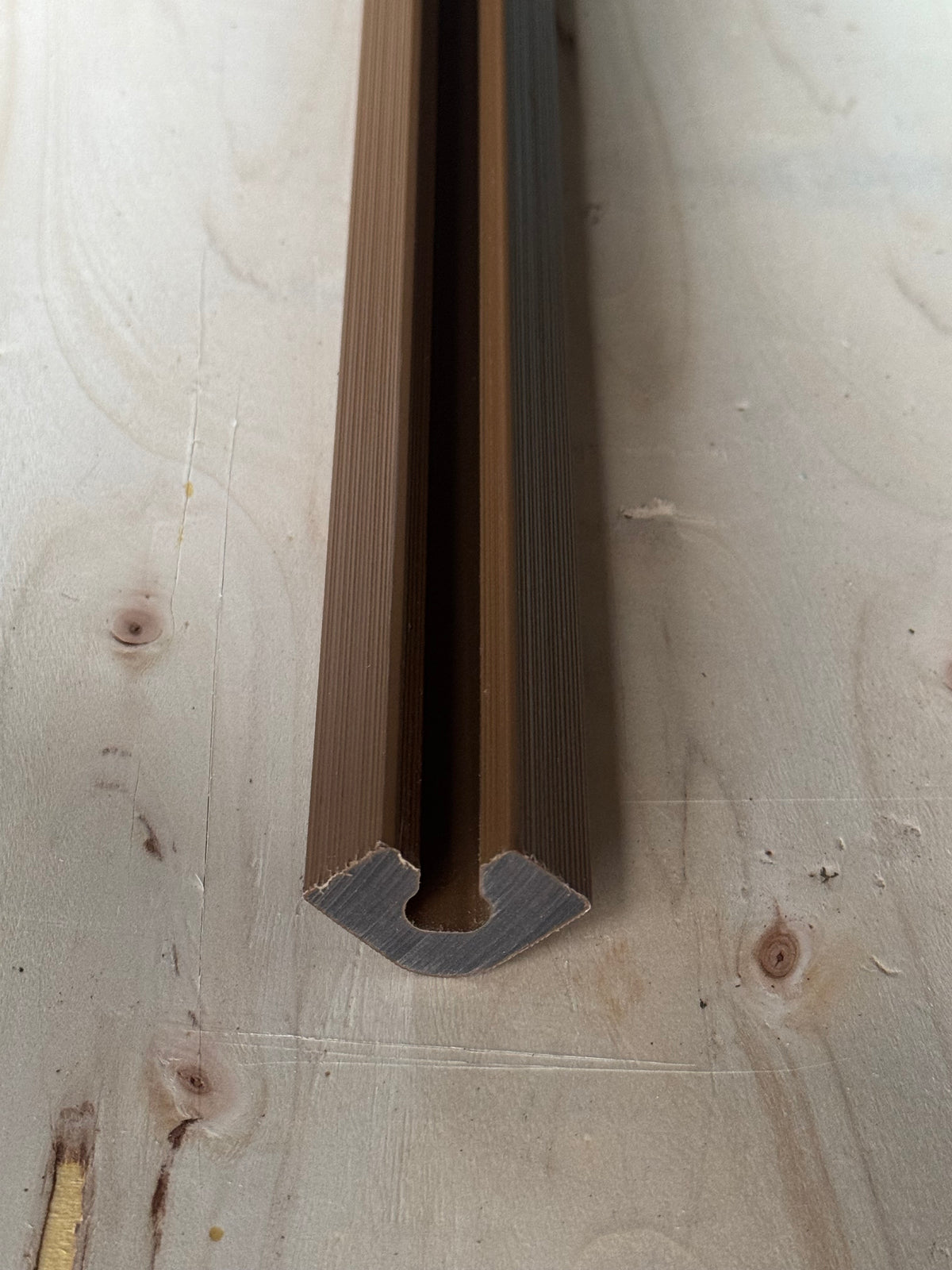 Composiet eindprofiel Teak