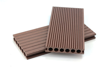 WPC-Terrassendiele Walnuss 290 cm