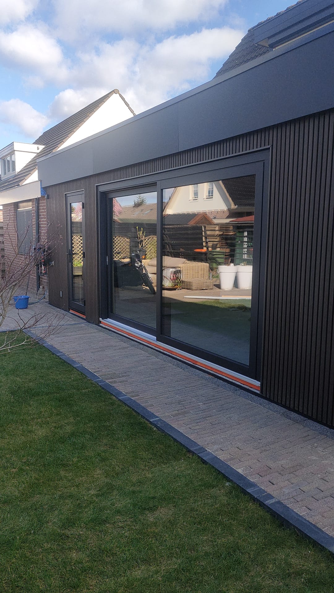 Composite Facade Cladding - IPE